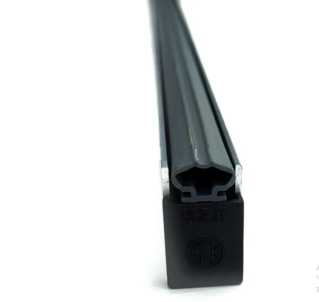 Поріг висувний CCE Trend Seal C 830 мм